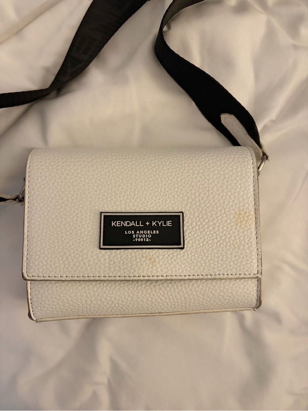 Kendall & Kylie White Pebbled Crossbody with Black Strap